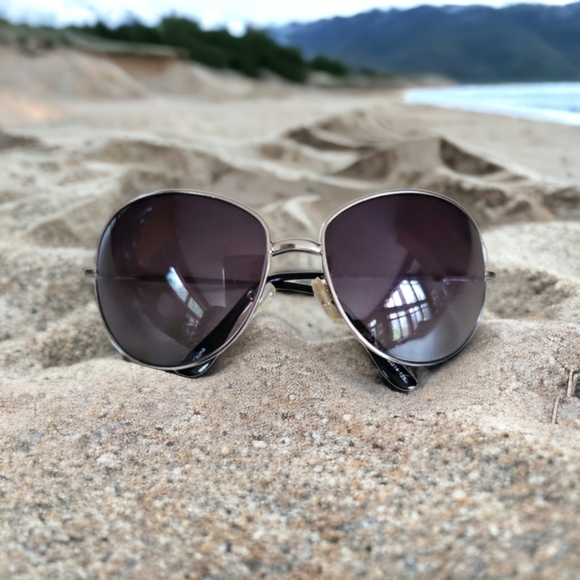 Vintage Italian Designer Metal Frame Classic Aviator Glasses - Picture 4 of 13